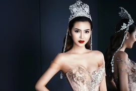 Nữ hoàng sắc đẹp toàn cầu Ngọc Duyên khoe vóc dáng "đồng hồ cát" gợi cảm