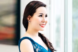 Nữ hoàng doanh nhân Kim Chi đề xuất giải pháp giảm bạo lực học đường