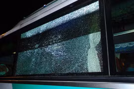 Tài xế "khiếp sợ" nạn ném đá trên đường cao tốc