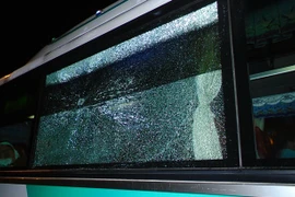 Tài xế "khiếp sợ" nạn ném đá trên đường cao tốc