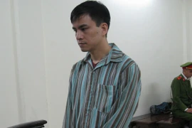 Phó phòng khách hàng chiếm đoạt gần 25 tỷ đồng, ăn chơi hết