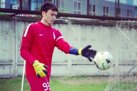 Thủ môn Việt kiều Nga chính thức về V-League chơi bóng