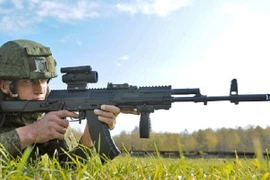 Nga sắp hoàn tất thử nghiệp súng trường tấn công AK-12