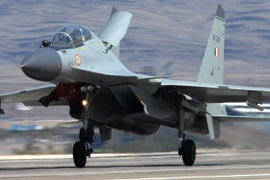 Nga - Ấn Độ có thể nâng cấp Su-30MKI lên mức gần tiêm kích thế 5