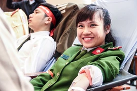 Tuổi trẻ Công an Thủ đô rạng ngời tham gia hiến máu cứu người