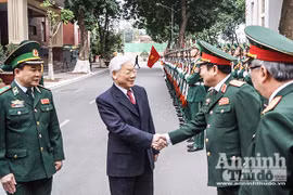 Tổng Bí thư Nguyễn Phú Trọng thăm, chúc tết Bộ đội Biên phòng