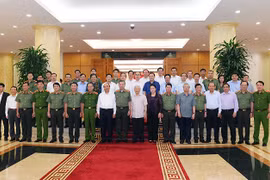 Tập thể Bộ Chính trị làm việc với Ban Thường vụ Đảng ủy Công an Trung ương