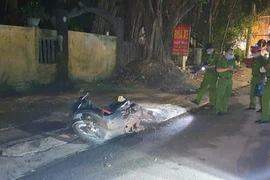 Thái Nguyên: Đang đi xe máy cùng chồng cũ, người phụ nữ bị bắn chết tại chỗ
