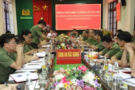 Thứ trưởng Lê Tấn Tới làm việc với Công an tỉnh Bắc Giang