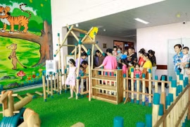 Món quà ý nghĩa tặng các bệnh nhi tại Bệnh viện Nhi trung ương Hà Nội