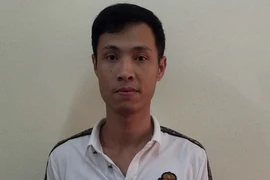 Kẻ có tiền án rủ bạn gái vào nhà nghỉ nhưng “quên” không mang tiền