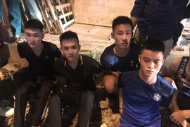 Truy xét nhóm côn đồ đeo khẩu trang chém trọng thượng nam thanh niên