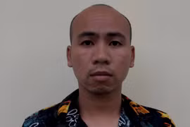 Va chạm hỏng xe ô tô rồi bỏ trốn, người đàn ông bị truy nã