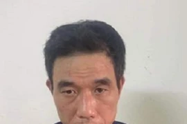 Gạ giao dịch mua bán máu, chiếm đoạt tiền triệu