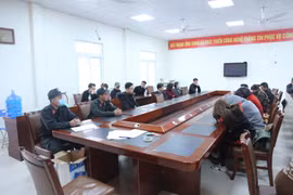 Gần 100 nam thanh, nữ tú ‘bay’ tại vũ trường New Hạ Long Club