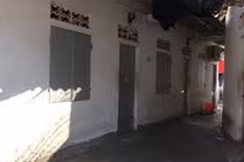 Đâm chết bạn trai của vợ rồi dùng mìn tự sát