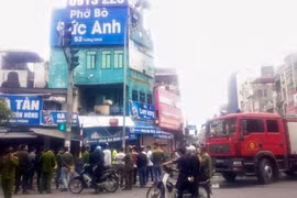 Hà Nội: Cháy quán cơm bình dân, một người bị bỏng nặng