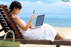 Tắm biển thỏa thích, lướt 3G miễn phí