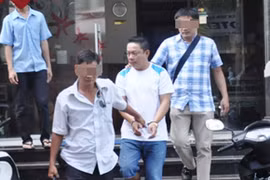 Bắt thêm 22 đối tượng trong đường dây cá độ bóng đá của các "thiếu gia"