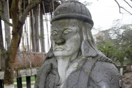 Cuộc vận chuyển kỳ lạ quần thể tượng đá