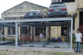 HN: Xuất hiện bãi đỗ xe tự động nội hóa 100%