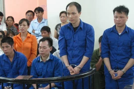 Thủ đoạn “ăn đất” của bộ sậu cán bộ xã, huyện