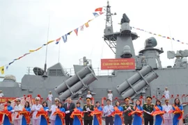 Bàn giao cặp tàu tên lửa hiện đại cho Quân chủng Hải quân
