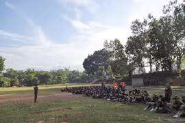 Một ngày làm “chiến sĩ” ở Học kỳ quân đội