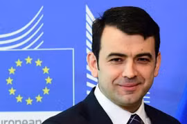 Thủ tướng Moldova từ chức vì sử dụng văn bằng giả