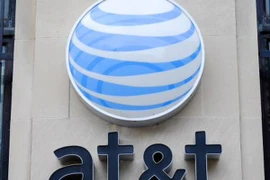 Nhà mạng Mỹ bị phạt 100 triệu USD vì lừa đảo khách hàng