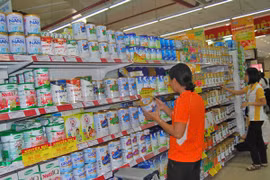 Giá sữa Việt Nam đắt hơn Thái Lan