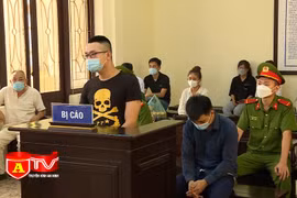 Xét xử điểm 2 vụ án về ma tuý ở Thạch Thất