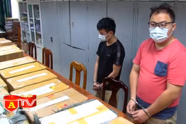 Thu giữ số lượng lớn hàng cấm là thuốc lá điếu do nước ngoài sản xuất