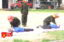 Bế giảng lớp huấn luyện nghiệp vụ PCCC và CNCH cho chiến sỹ nghĩa vụ