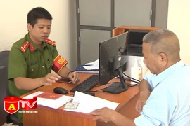 Đưa dịch vụ công trực tuyến đến với người dân