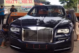 Những "chiêu" lách luật ngoạn mục để đưa xe sang về nước