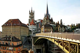 Không cần làm gì vẫn được nhận lương