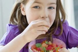 Trẻ thích ăn ngọt, dễ bị béo phì