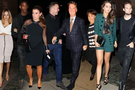 WAGs M.U ăn nhậu thâu đêm suốt sáng mừng Giáng sinh sớm