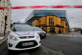 ĐT Đức hối hả sơ tán khỏi khách sạn vì bị đe dọa cài bom