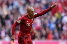 M.U sẵn sàng "giải cứu" Robben