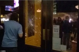 CĐV Man City bị "phục kích" ở Seville