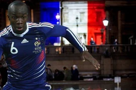 Chị của tuyển thủ Pháp thiệt mạng trong vụ tấn công khủng bố ở Paris