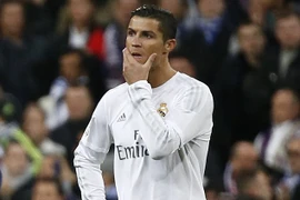 Ronaldo đặt Chủ tịch của Real trước ngã ba đường
