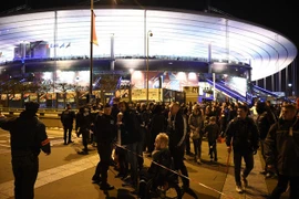 ĐT Đức thấp thỏm qua đêm tại Stade de France vì thảm kịch ở Paris