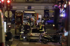 CĐV của Everton thiệt mạng trong vụ tấn công khủng bố ở Paris