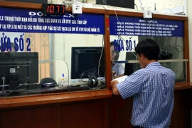 Hà Nội sẽ cấp đổi giấy phép lái xe tại nơi làm việc