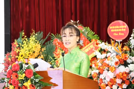 Bài phát biểu truyền cảm hứng của nữ tỉ phú tại Đại hội thi đua yêu nước ngành Ngân hàng