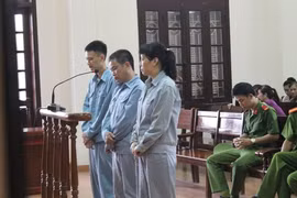 Buôn ma túy “khủng”, trữ vũ khí quân dụng