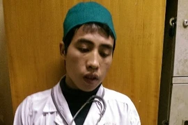 Giả danh bác sỹ chuyên khoa, lên mạng câu nhử “con mồi”